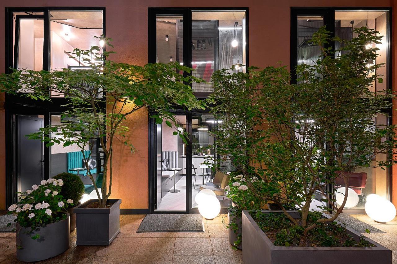 Court 5 Apartment *